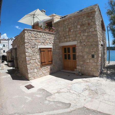 Apartment Vesna Primosten Bagian luar foto